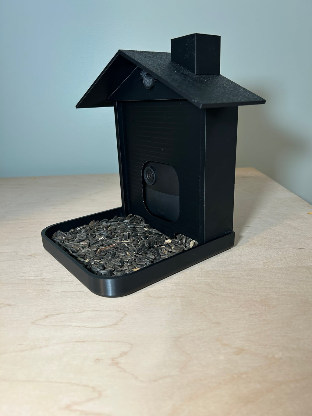 Smart Bird Feeder with Camera Mount: Backyard Wildlife Photography